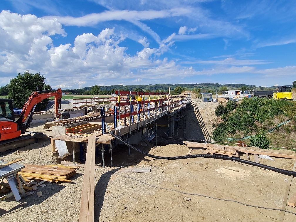 Aktuelles zur Bahnbrücke